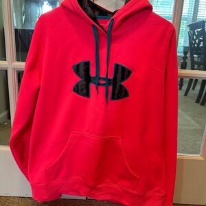 Hot pink Under Armour hooded sweatshirt, sz large, never worn